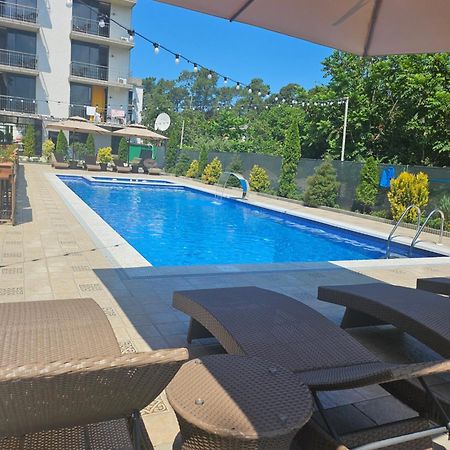 Green Terrace Kobuleti ภายนอก รูปภาพ