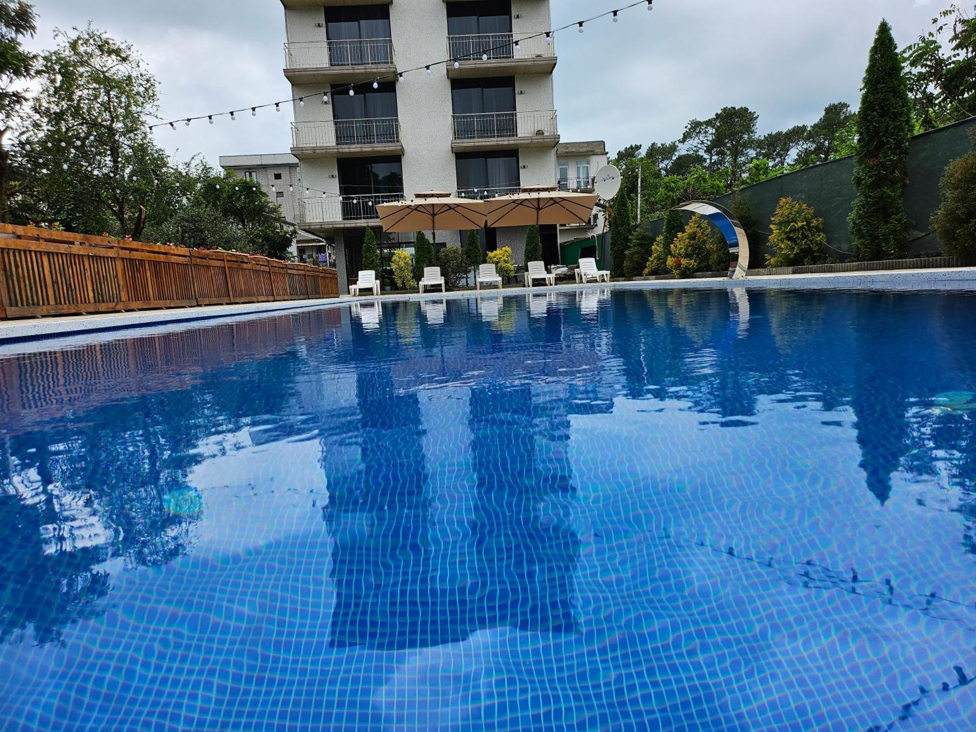 Green Terrace Kobuleti ภายนอก รูปภาพ