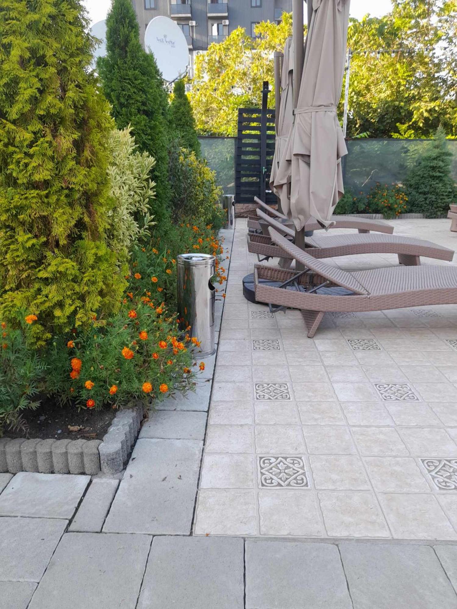 Green Terrace Kobuleti ภายนอก รูปภาพ